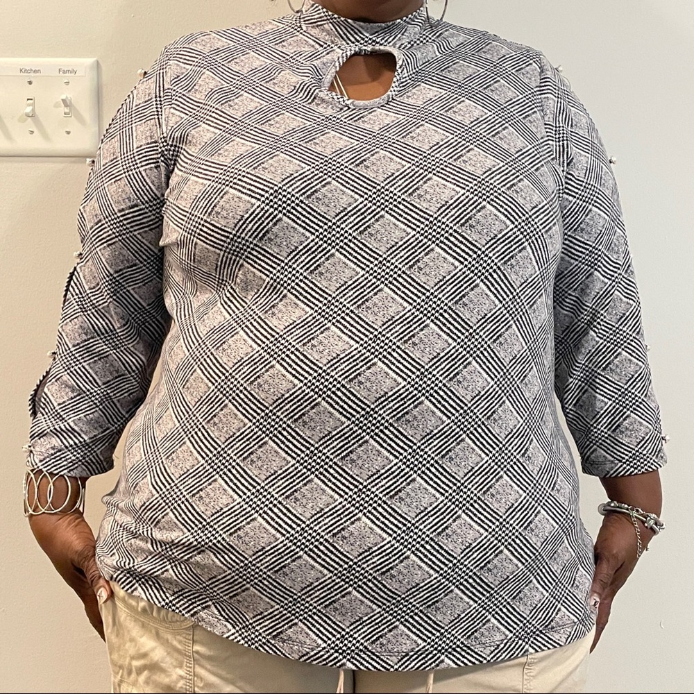 Long sleeve statement sleeve blouse with pearls